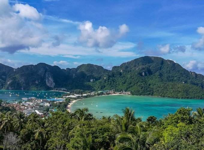 Discover your world with us